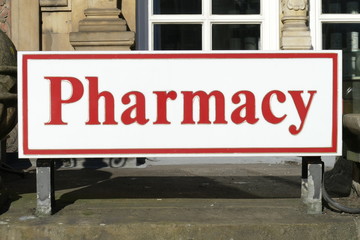 Obraz premium Schriftzug Pharmacy, Apotheke, Apothekenschild, Deutschland, Europa