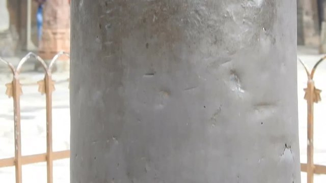 Iron Pillar at Qutb Minar, Delhi, India 
