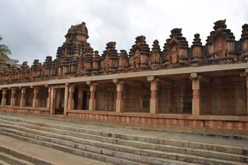 Fototapeta na wymiar Ancient historical temple of India