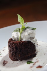 Chocolate and nut bread with vanilla ice cream and choco chips.