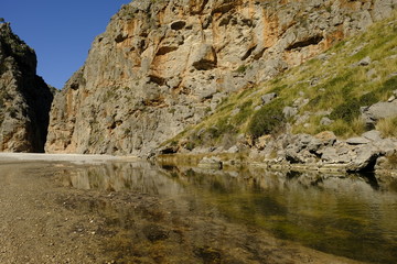 Die Felsenschlucht Torrent de Pareis bei Sa Calobra in der Serra de Tramuntana,  Mallorca, Balearen, Spanien