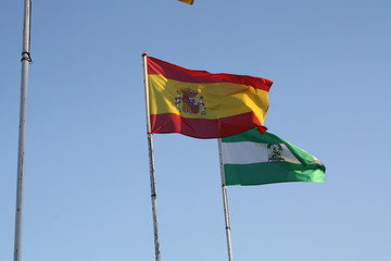 Banderas de España y Andalucía