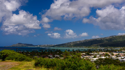 Fototapeta na wymiar View towards Honolulu's Diamond Head, across the south east shore and houses along the shore