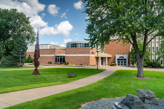 Micheels Hall And Furlong Gallery At University Of Wisconsin–Stout