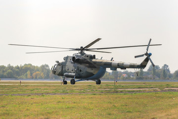 Fototapeta na wymiar Helicopter Mil Mi-8 take off