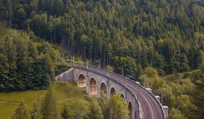 Brücke über die Kalte Rinne Eisenbahn Schienen Viadukt Niemand