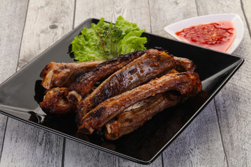 Roasted pork ribs