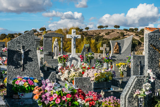 CEMENTERIO DIA DE TODOS LOS SANTOS