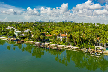 Fototapeta premium Drone photography Miami Beach FL