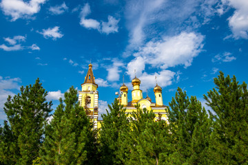 Fototapeta na wymiar orthodox church in russia