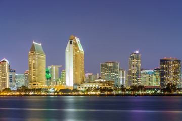 Fototapeta premium San Diego Skyline at Night at Coronado Island, San Diego
