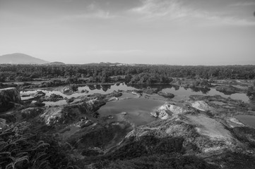 the atmosphere of the quarantined quarry