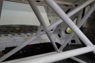 Race car's roll cage design