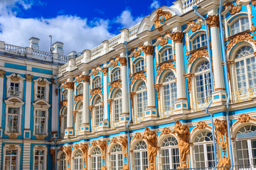Fototapeta na wymiar Catherine Palace is a Rococo palace located in the town of Tsarskoye Selo (Pushkin), 30 km south of Saint Petersburg, Russia. It was the summer residence of the Russian tsars