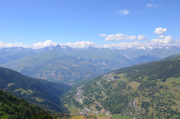 Fototapeta na wymiar Vue panoramique Mont-Blanc PeiseyNancroix Plan Peisey