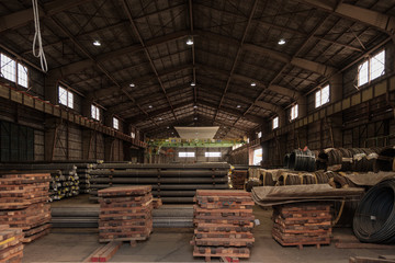 材木工場の中　 Inside a timber factory