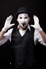 mime shows theatrical emotions