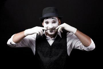 mime shows theatrical emotions