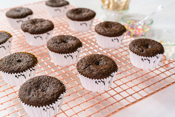 Baking cupcakes
