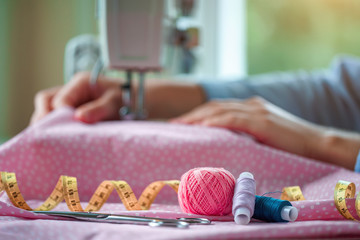 Electric sewing machine and different sewing accessories for sewing clothes