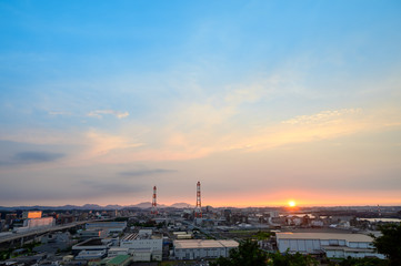 工業都市の夕陽