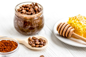 preparation scrub of ground coffee and honey