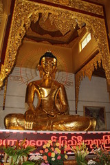 statue of buddha in myanmar