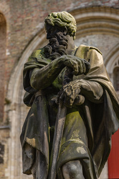 Parvis Cathedrale Saint-Sauveur