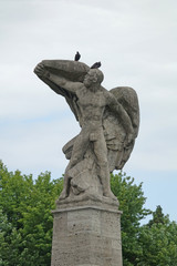 Fototapeta na wymiar Graf-Zeppelin-Denkmal in Konstanz