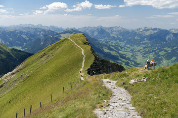 Niesen et les alpes Bernoises