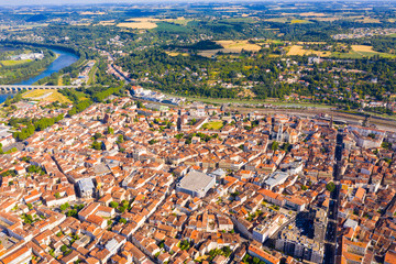 Obraz premium General aerial view of Agen city