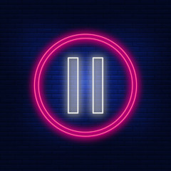 Neon lights pause. Bright commercial break. Modern vector logo, banner, shield, picture of pause sign. Night advertising on the background of a brick wall.