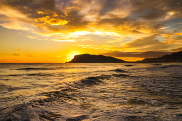 Obraz premium sunset over the sea, alanya