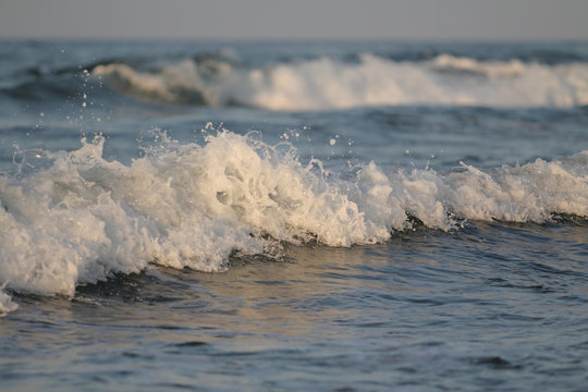  aesthetic images of sea and waves
