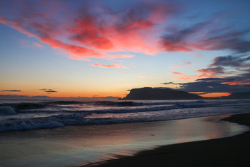 Fototapeta na wymiar sunset over the sea, alanya