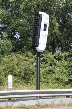 Radar tourelle multi-infractions en France