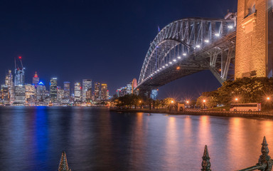 Fototapeta na wymiar Sydney Harbour Bridge at night