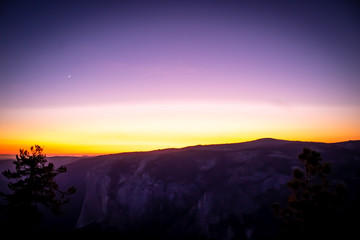 Fototapeta na wymiar Yosemite Sunset