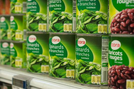  closeup of canned spinach at Cora supermarket