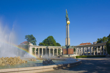 Fototapeta na wymiar Monument to Soviet soldiers on the Schwarzenbergplatz square in Vienna, Austria