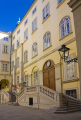 Fototapeta na wymiar View of the courtyard in Hofburg Palace in Vienna, Austria