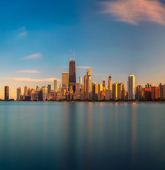 Fototapeta na wymiar Chicago skyline at sunset viewed from North Avenue Beach
