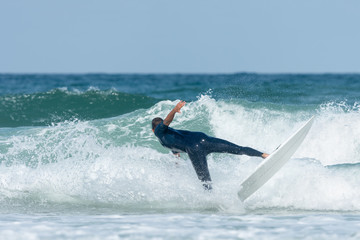 LACANAU (Gironde, France), surfeur en action