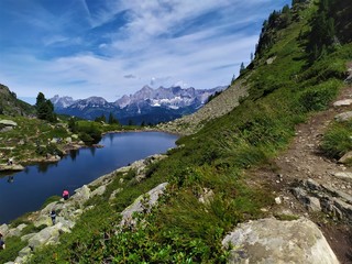 Obraz premium Mountain lake in the Alps