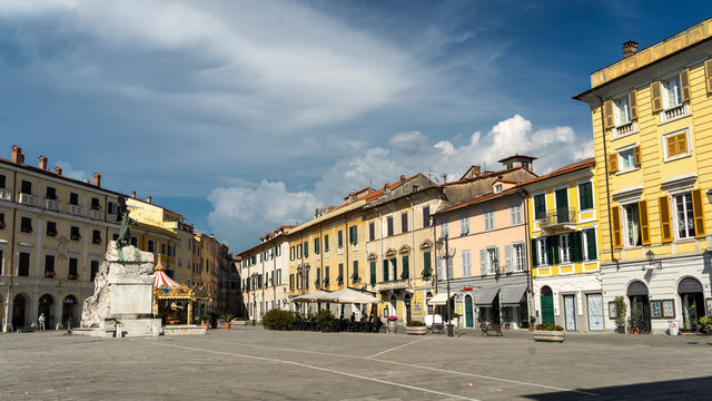 Sarzana: the main square