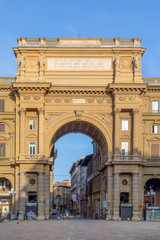 Fototapeta na wymiar Triumphal Arch of the Piazza Della Repubblica, Florence