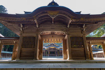 Fototapeta premium 新潟 弥彦神社 随神門