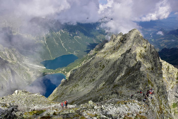 Rysy - widok na Morskie Oko, Czarny Staw pod Rysami i Niżnie Rysy © Ola i Eryk