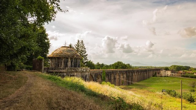 Timelapse del tempietto di Guamo e dell'acquedotto del Nottolini a Lucca