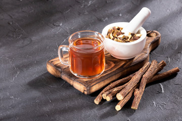 Glycyrrhiza glabra - Tea and stems of licorice